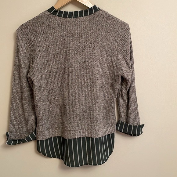 Monteau 2 in 1 Shirt - Picture 9 of 10